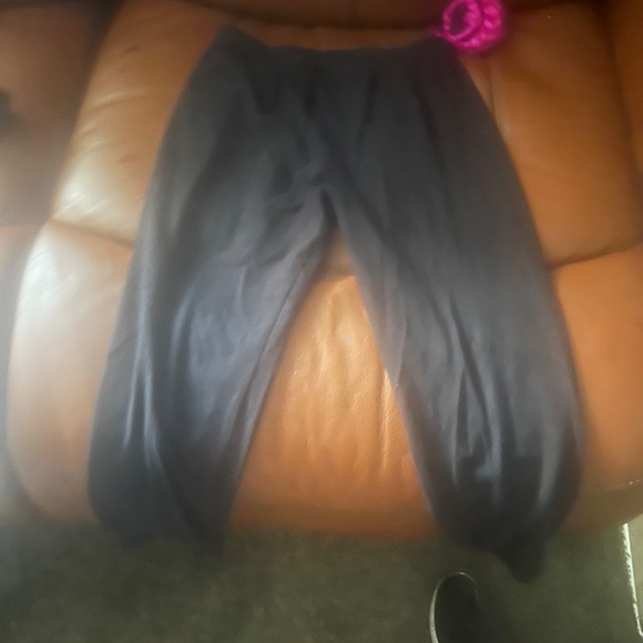 Clothes - Picture 2 of 16